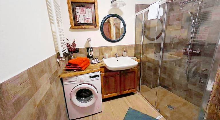 Holiday apartment with 2 rooms for 6 persons — photo 2