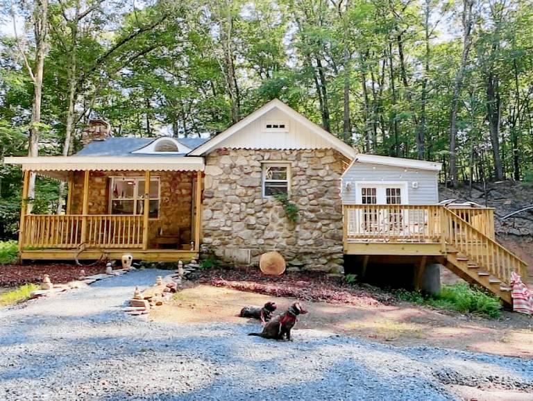 Cottage  Middletown