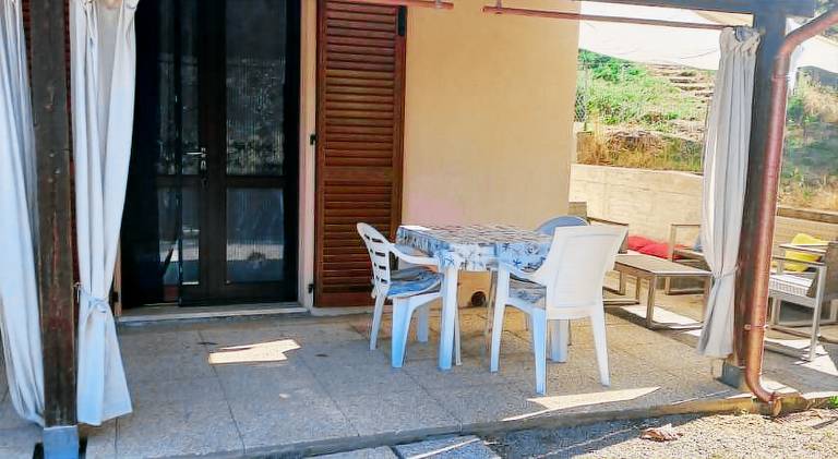 Holiday apartment with terrace — photo 5