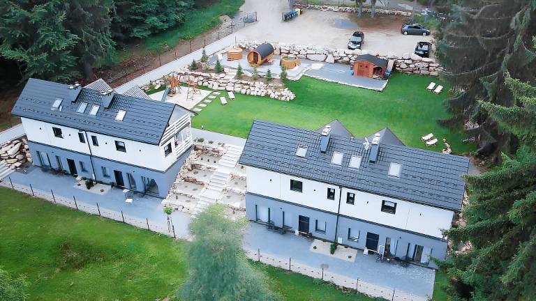Serviced apartment with patio, sauna & yard in Szklarska Poreba