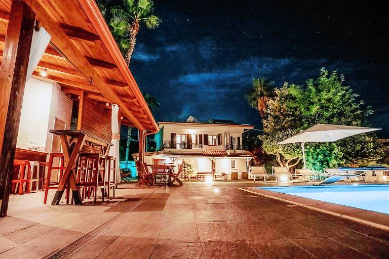 Villa Anna, for 10/13 people, with private pool and near the beach — photo 3