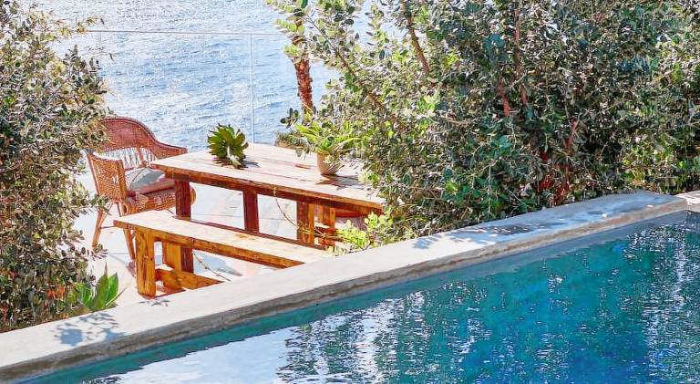 Villa with BBQ, private pool & terrace | Near Farmers Market | Suitable for remote work — photo 5