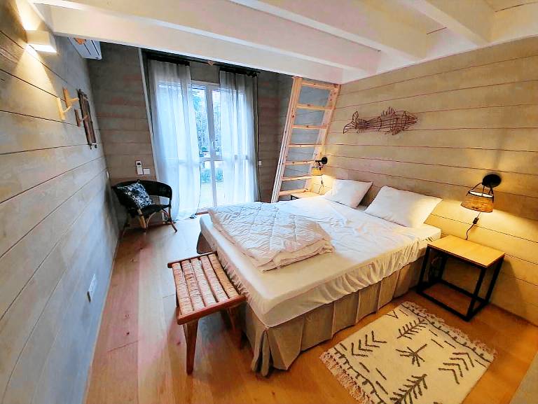Chalet with patio & private pool | Perfect for remote work — photo 2