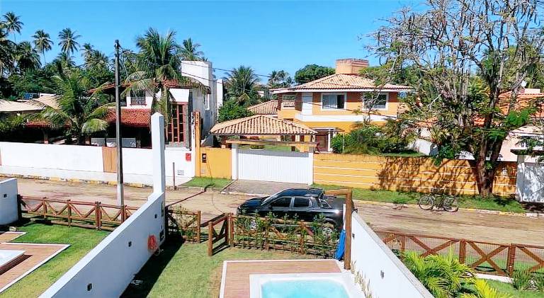 Vacation home with pool | Pet-friendly — photo 3