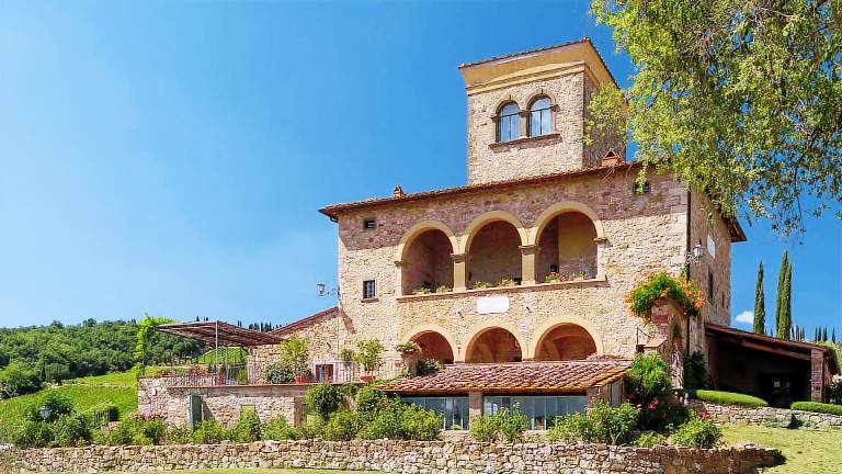 Villa with terrace, garden & private pool — photo 3