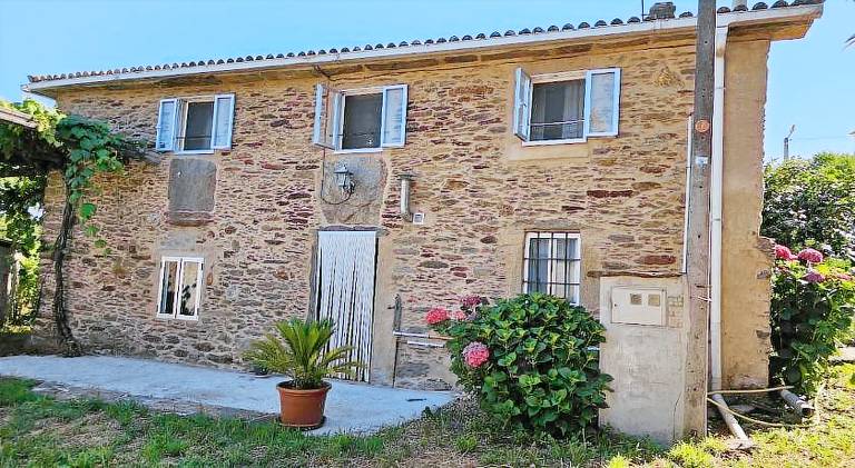House with 1 room for 8 persons in Arzua