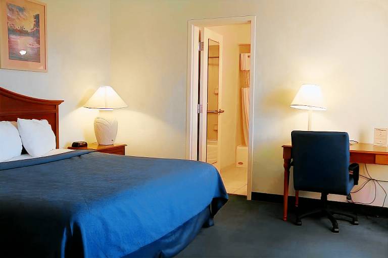 Cocoa Beach Suites Hotel — photo 2