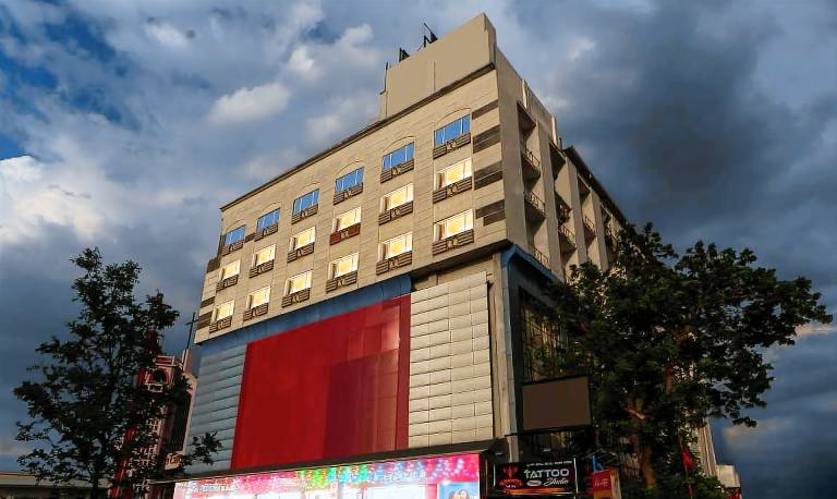 Hotel D Grand
