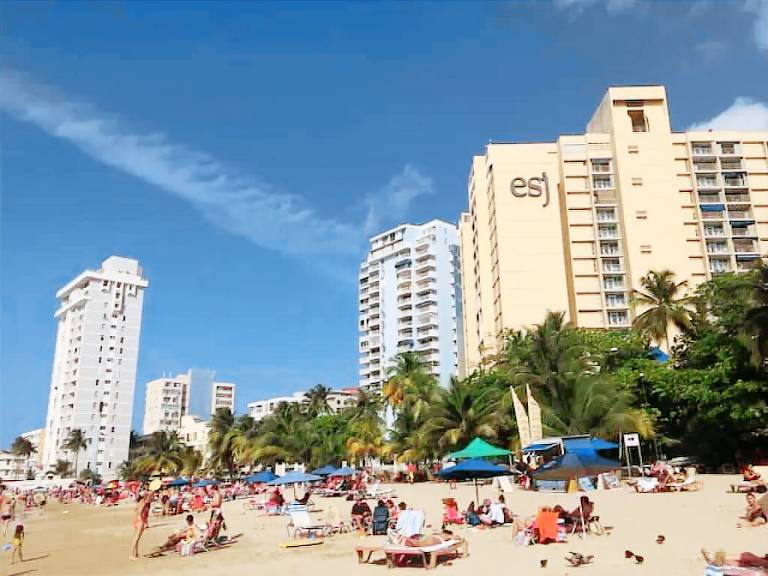 Condo  Isla Verde