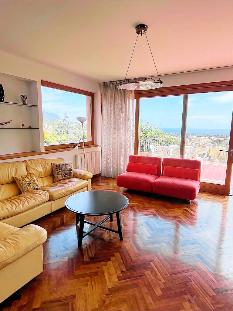 Villa with patio & garden | Pets allowed — photo 3