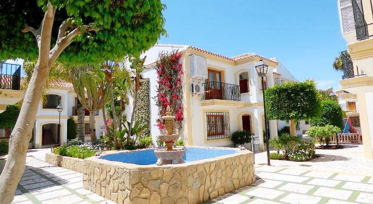 Apartment with pool | Next to the beach | Pets allowed — photo 3