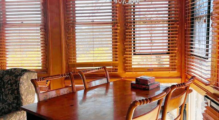 Vacation home with patio | Pet-friendly — photo 2
