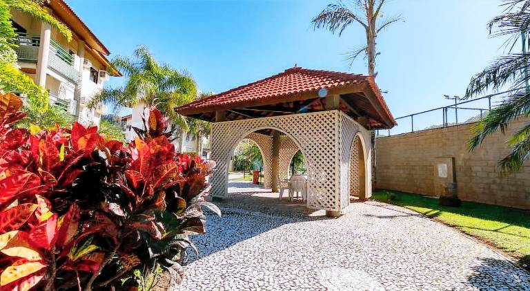 Holiday apartment with pool — photo 4