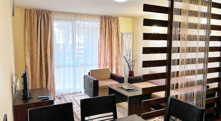 Apartment with private pool — photo 2