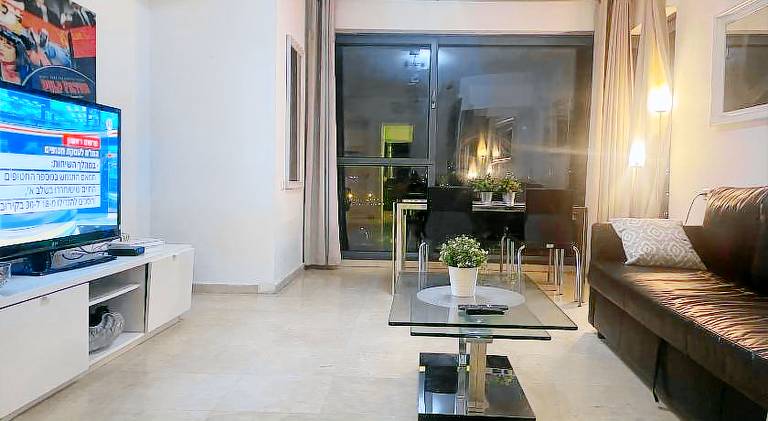 Serviced apartment with hot tub & sauna — photo 2
