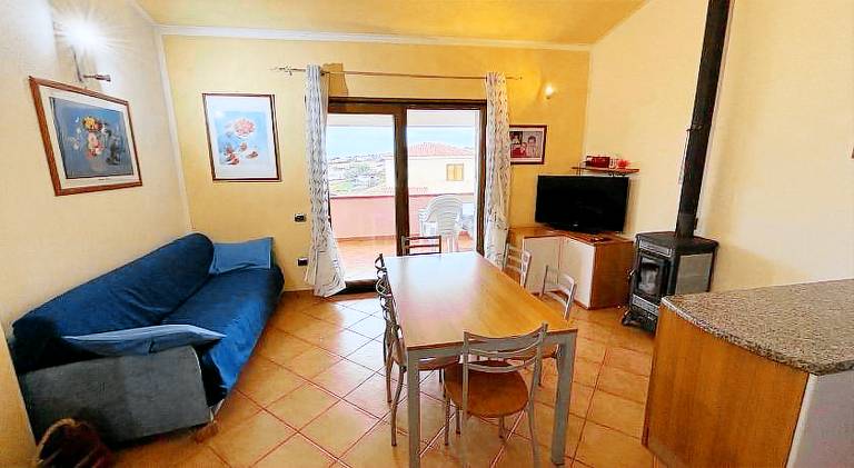 Beautiful rental apartment with yard, barbeque & patio | Dogs allowed in Budoni