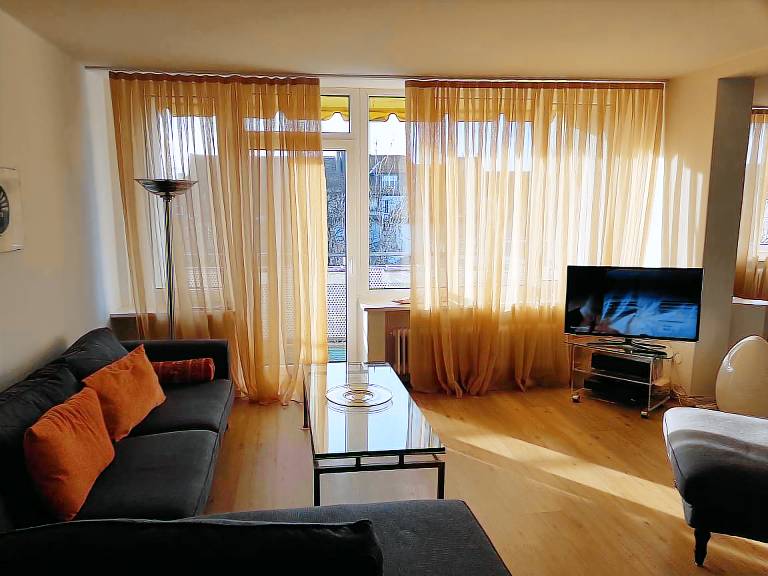 MaisonetteWohnung über den Dächern von Schwabing - 3 Schlafzimmer für 5+2 Personen — photo 2