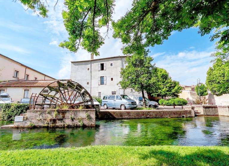 Appartement L'Isle-sur-la-Sorgue