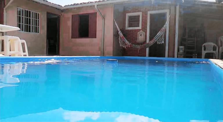 House with pool in Caraguatatuba