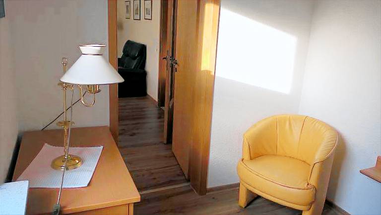 Rental apartment with patio | Pet-friendly — photo 2
