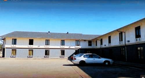 Motel  Pine Bluff