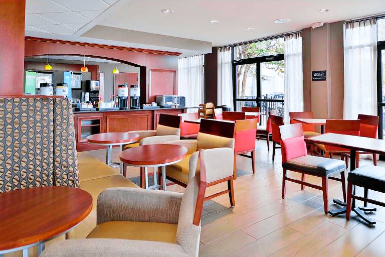 Hampton Inn Norfolk/Virginia Beach in Virginia Beach, VA
