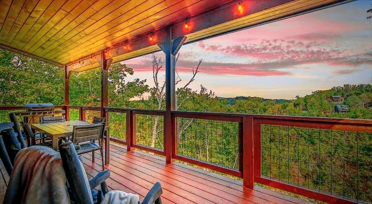 Vacation home with 2 rooms for 8 persons in Sevierville, TN