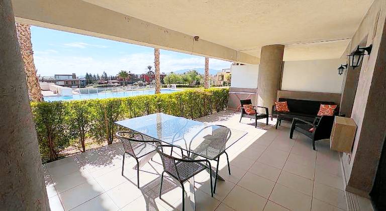 Rental apartment with pool — photo 4