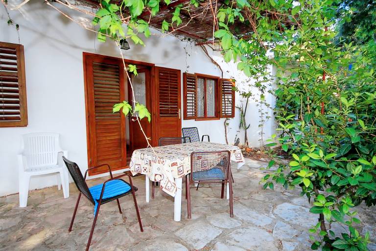 Two bedroom apartment near beach Mudri Dolac, Hvar (A-118-a) in Hvar