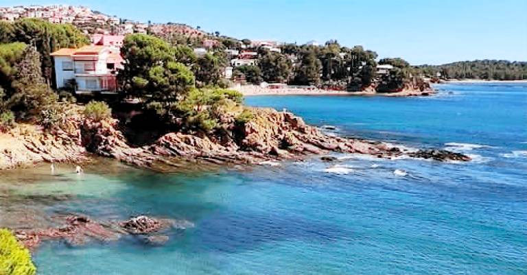 Family-friendly wonderful apartment with yard & terrace | Sea view | Close to the beach | Pet-friendly — photo 2