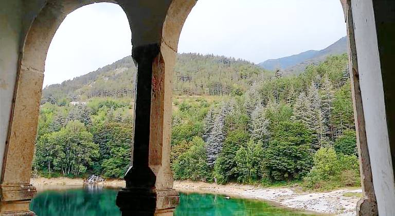 House with 1 room for 4 persons in Scanno