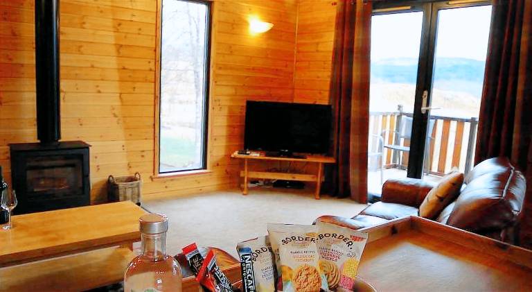 Chalet with 4 rooms for 8 persons — photo 2