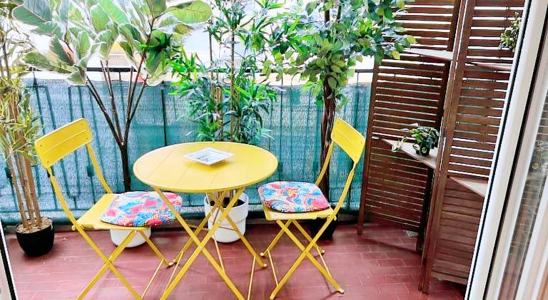 Apartment with patio | Next to Sainte Jeanne d'Arc Church | Suitable for remote work | Pets are welcome — photo 5