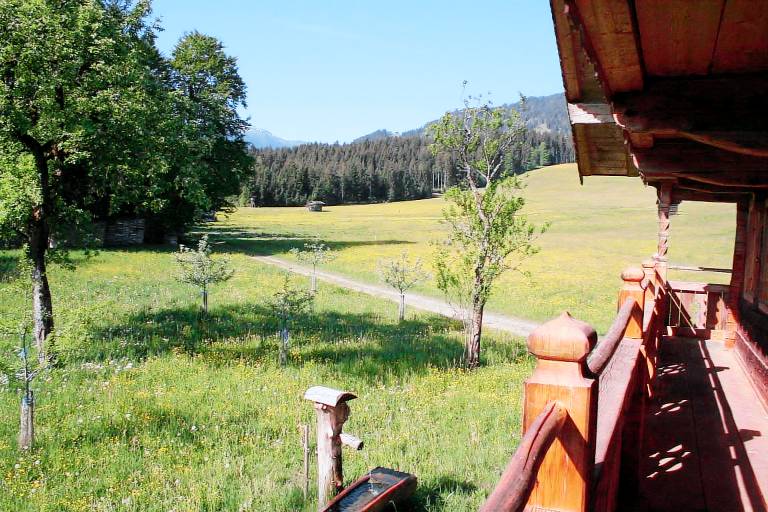 Beautiful farm with terrace & garden | Mountain view | Pets are welcome — photo 3