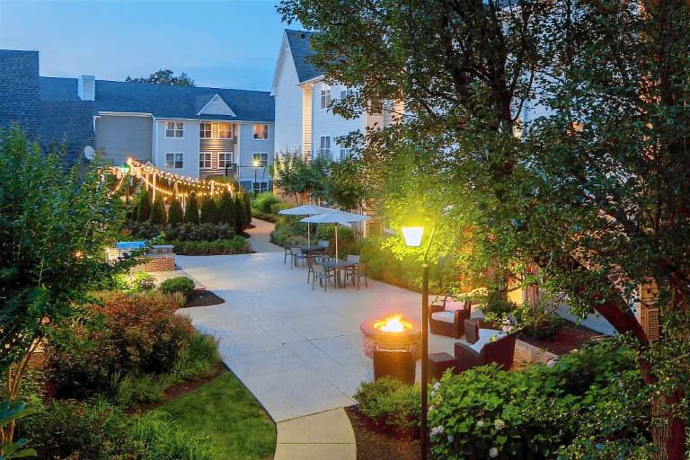 Sonesta ES Suites Fairfax Fair Lakes in Chantilly, VA