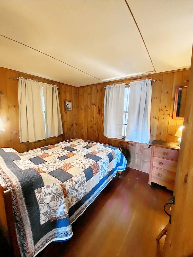 Cabin Laconia