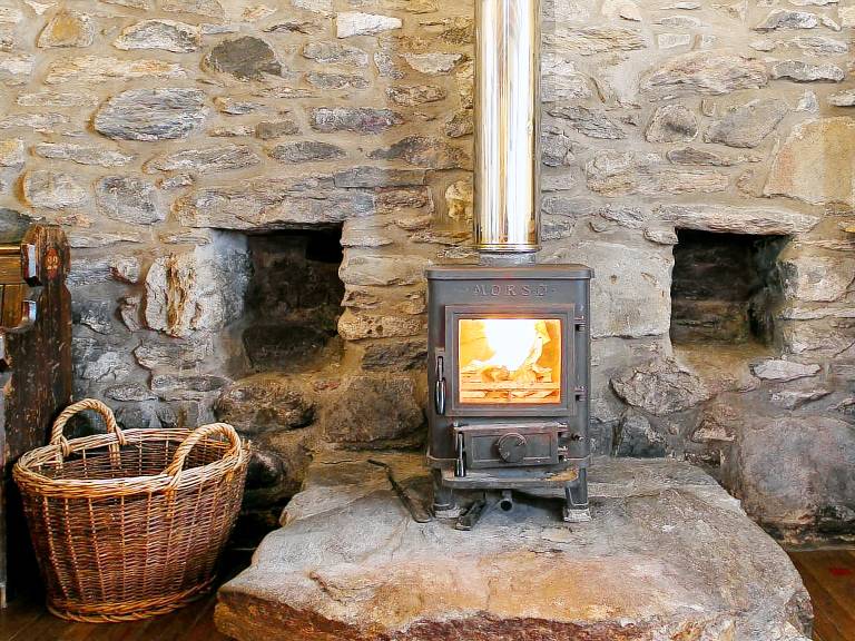 Family-friendly lovely cottage with garden | River view | Pets are welcome — photo 3
