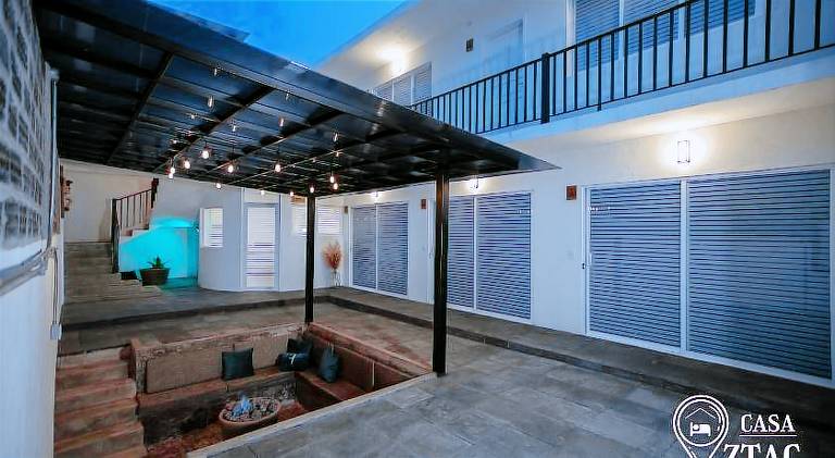 Serviced apartment with patio — photo 5