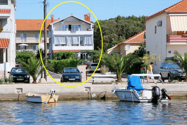 Ferienwohnung in Kukljica mit Meerblick, Terrasse, Klimaanlage, W-LAN (4567-1) in Zadar