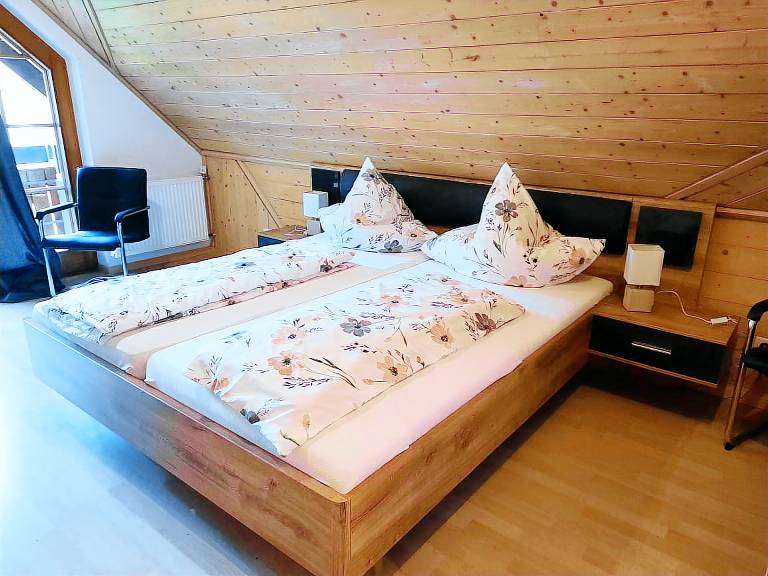 Apartment 'Schwarzwaldfeder' with Mountain View, Balcony and Wi-Fi — photo 4