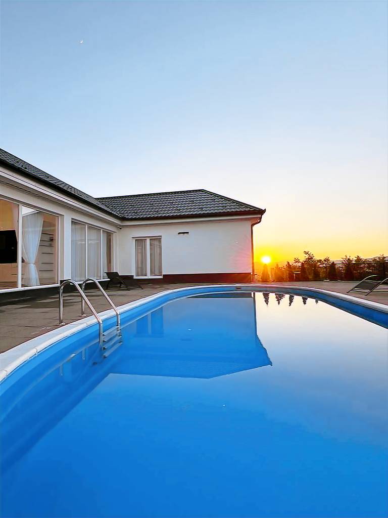 Amal Residence Villa with Swimming Pool