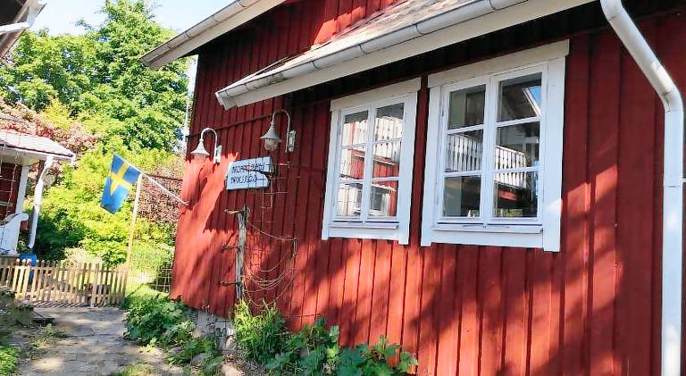 House with 2 rooms for 5 persons — photo 4
