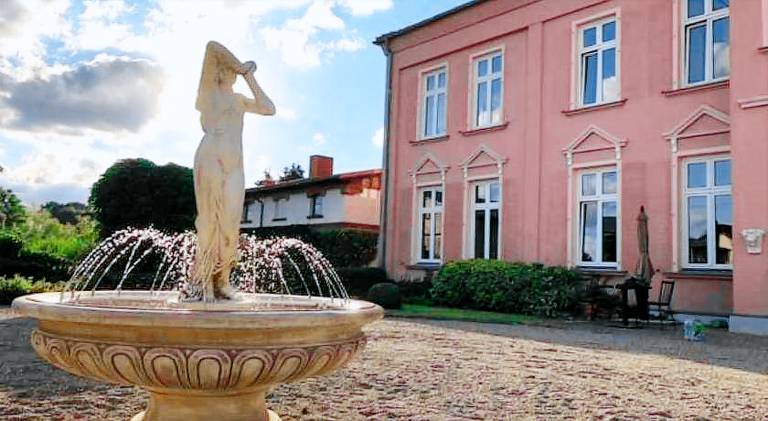 Schlosshotel Gross Koethel in Guestrow