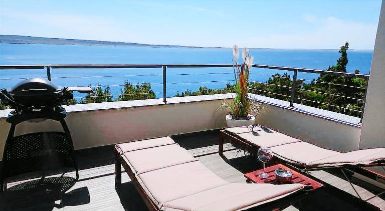 Holiday apartment with garden, BBQ & private pool | Pets allowed — photo 4