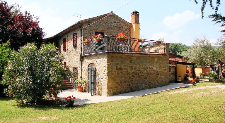 51 m&sup2; Bauernhof