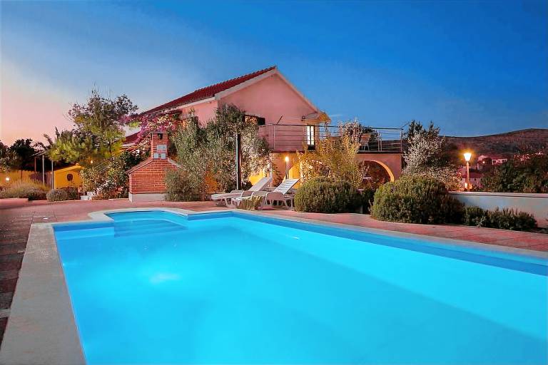Villa Milna