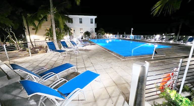 Vacation home with pool | Dogs allowed — photo 4
