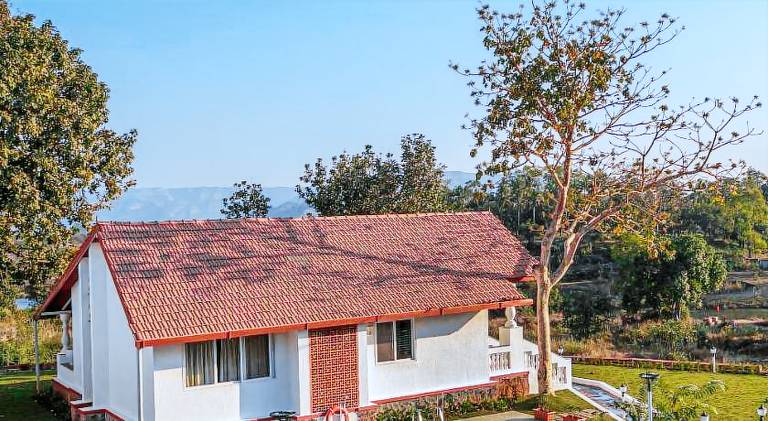 218 m&sup2; Villa