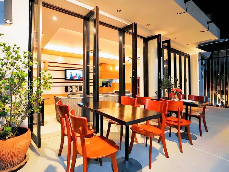 Urban Patong Hotel — photo 3