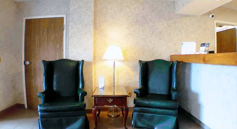 Super 8 By Wyndham Canandaigua — photo 5